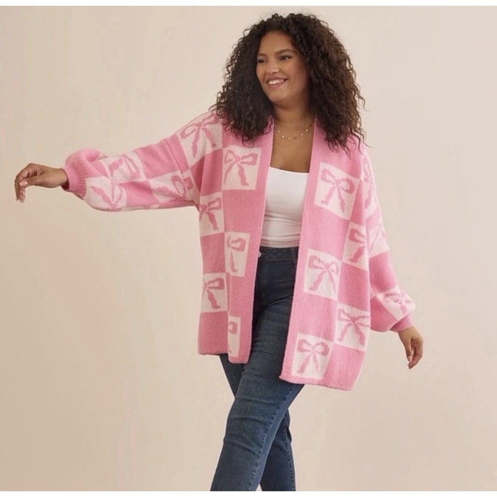 Altar'd State Pink‎ And White Bow Oversized Cardigan Sweater Size Medium NWT